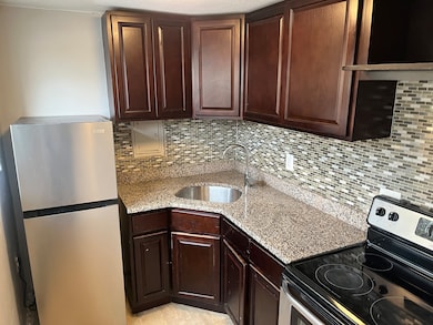 32 Cook Ave unit 106, Meriden, CT 06451 - photo 3