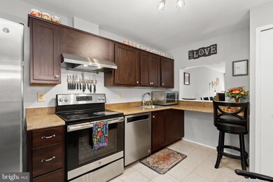 9832 Softwater Way, Columbia, MD 21046 - photo 6