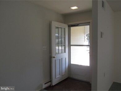 32 Windsor Rd, Southampton, NJ 08088 - photo 3