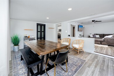 1901 17th Ave N, Saint Petersburg, FL 33713 - photo 4