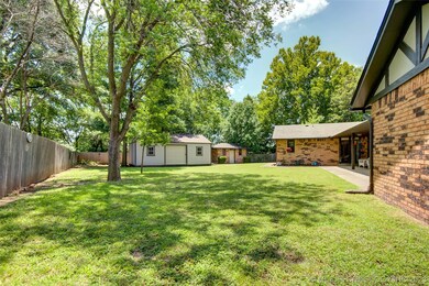 3304 SE Kensington Ct, Bartlesville, OK 74006 - photo 4
