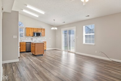 84 Beech Ct, Whiteland, IN 46184 - photo 7