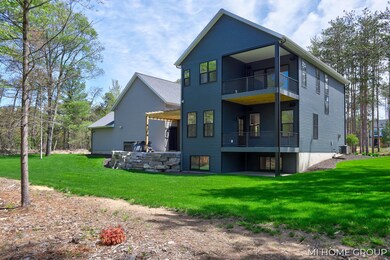 4-web-or-mls-9301-154th-st