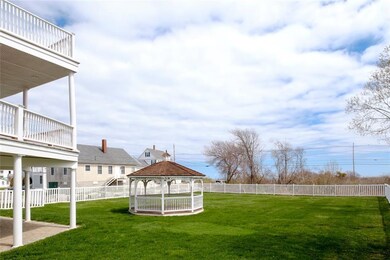 4 Beacon St, York, ME 03909 - photo 3