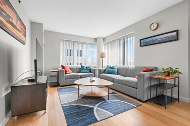 Regatta Riverview Residences unit 922, Cambridge, MA 02141 - photo 4