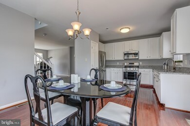 45432 Clarkes Crossing Square, Sterling, VA 20164 - photo 5