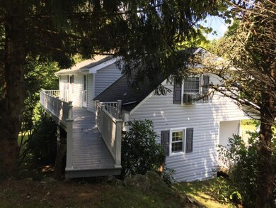 side with entry to master