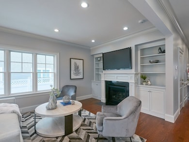 129 Farwell St unit 131, Newtonville, MA 02460 - photo 2