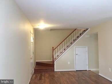 5666 Oak Tanager Ct, Burke, VA 22015 - photo 4