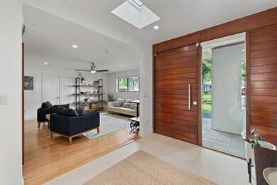 1734 Ronson Rd, Houston, TX 77055 - photo 4