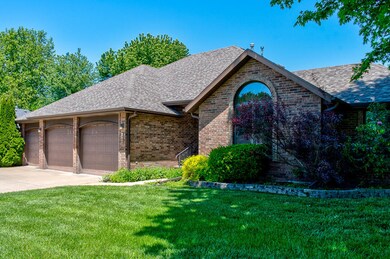 729 Meramec Ln, Nixa, MO 65714 - photo 2