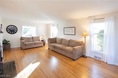 2711 Hampton Rd, Rocky River, OH 44116 - photo 5