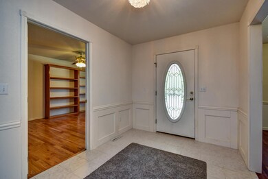 603 N Persimmon Dr-5