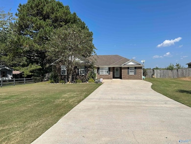 1797 Ready Section Rd, Toney, AL 35773 - photo 2