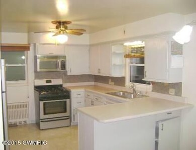105 N 15th St, Niles, MI 49120 - photo 4