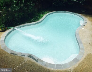 1360 Grant St, Herndon, VA 20170 - photo 5