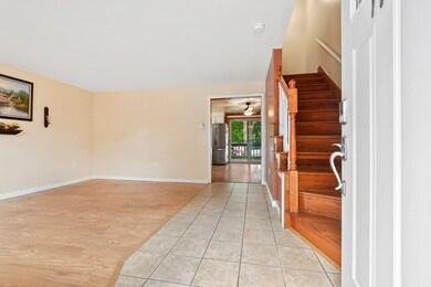 141 Thissell Ave unit 19, Dracut, MA 01826 - photo 2