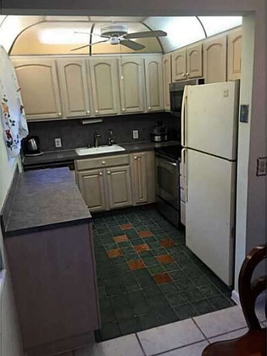 347 Dorset I unit 347, Boca Raton, FL 33434 - photo 6