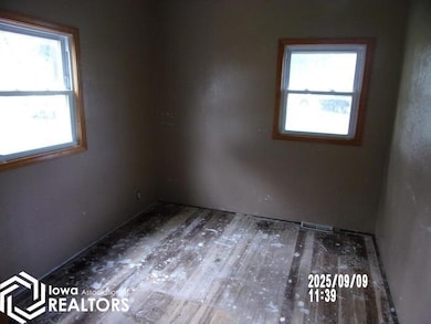 306 Park St, Lanesboro, IA - photo 7