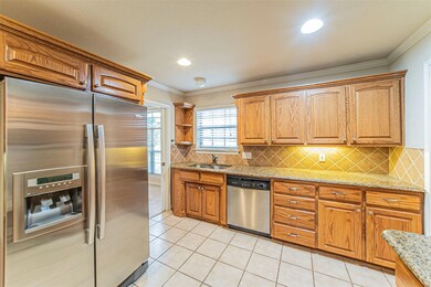 3202 Crossbridge Cir, Granbury, TX 76049 - photo 6