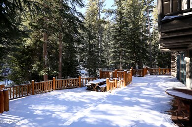 4376_e_streamside_deck_2