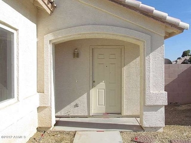 023-281125 - front entry