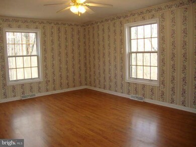 1518 Hoffmaster Rd, Knoxville, MD 21758 - photo 5