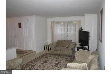 4942 Lockard Dr, Owings Mills, MD 21117 - photo 5