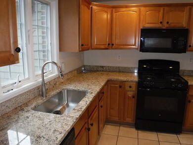 168 North St unit 5, Weymouth, MA 02191 - photo 4
