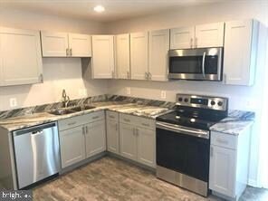 103 Carnival Dr, Taneytown, MD 21787 - photo 2