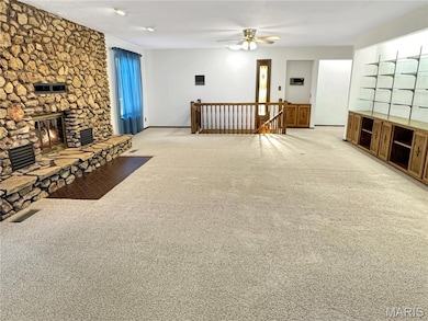 498 E Bittersweet Dr, Gerald, MO 63037 - photo 3