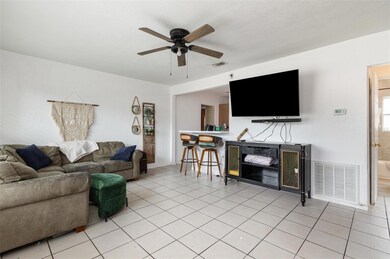 unlisted-address, Bradenton, FL 34207 - photo 4
