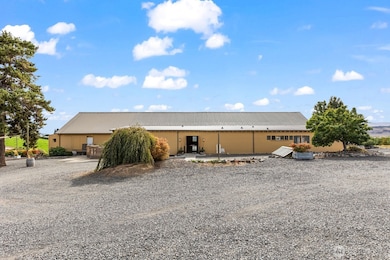 151 Rowe Hill Dr, Naches, WA 98937 - photo 2