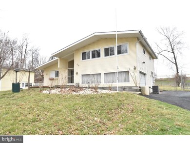 908 Fraser Rd, Glenside, PA 19038 - photo 3