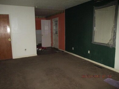 4679 Dundee Ave, Columbus, OH 43227 - photo 4