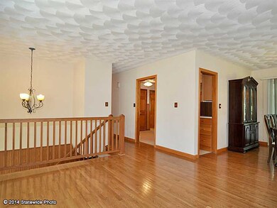 804 Mendon Rd, Cumberland, RI 02864 - photo 3