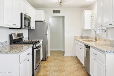 3016EMontecito005