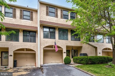 655 Niblick Ln unit 17, Wallingford, PA 19086 - photo 2