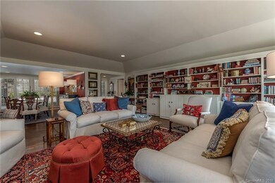 Living room w/built ins