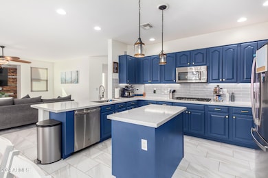 SAVANNAH KITCHEN 1