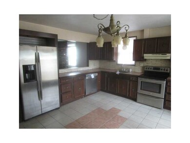 2139 Mineral Spring Ave, North Providence, RI 02911 - photo 5