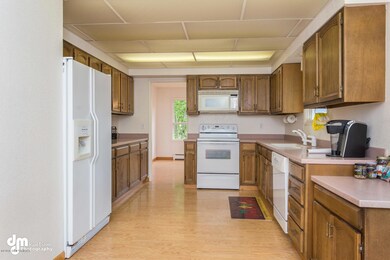 6208 E 34th Ave Anchorage AK-large-009-2