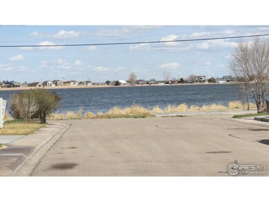 Street View to Lake
