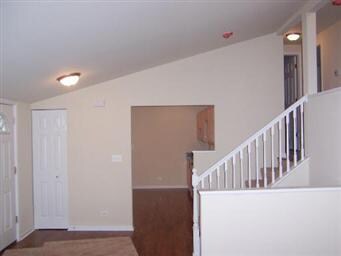 1224 Sacramento Dr, Carpentersville, IL 60110 - photo 3