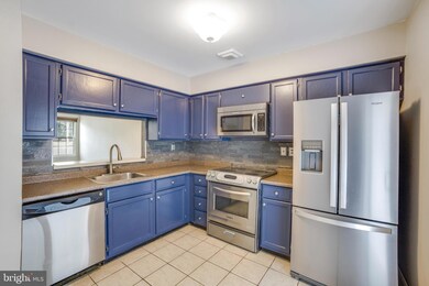 63 Stockton Ct unit 150C, Newtown, PA 18940 - photo 5