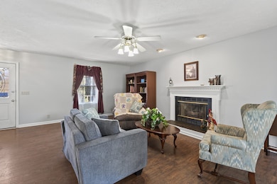 1120 Crestfield Dr, Nashville, TN 37211 - photo 5