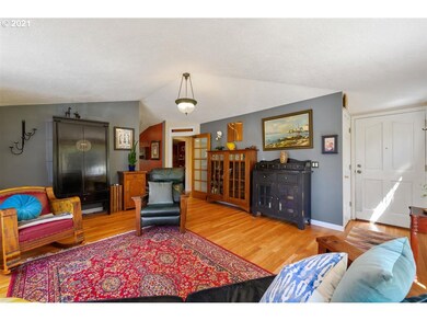 21105 S Wisteria Rd, West Linn, OR 97068 - photo 3