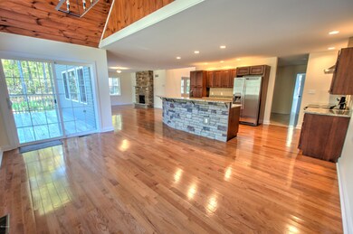 117 Decker Creek Dr, Hawley, PA 18428 - photo 4