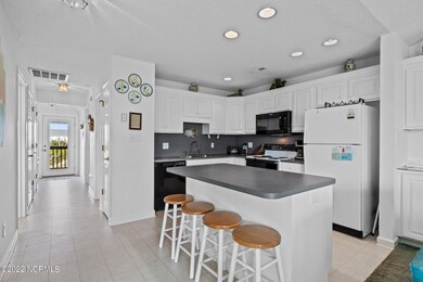 Kitchen & Entry Hallway
