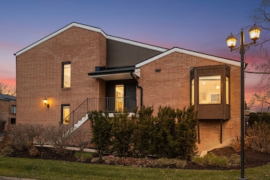 2S719 Williamsburg Ct unit 45, Oak Brook, IL 60523 - photo 5